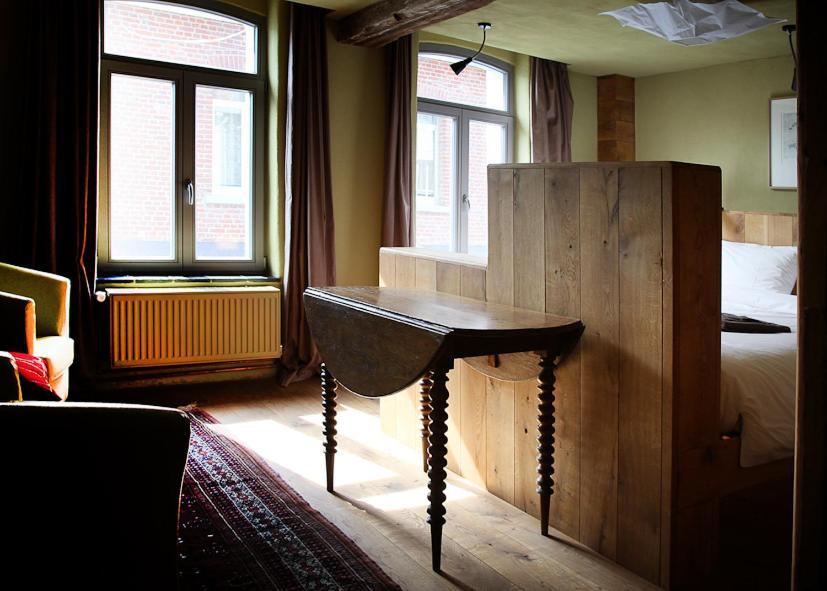 Poeziehotel Surplace - 15 Min Van Pairi Daiza & Industriezone Ghislenghien Bever Zewnętrze zdjęcie