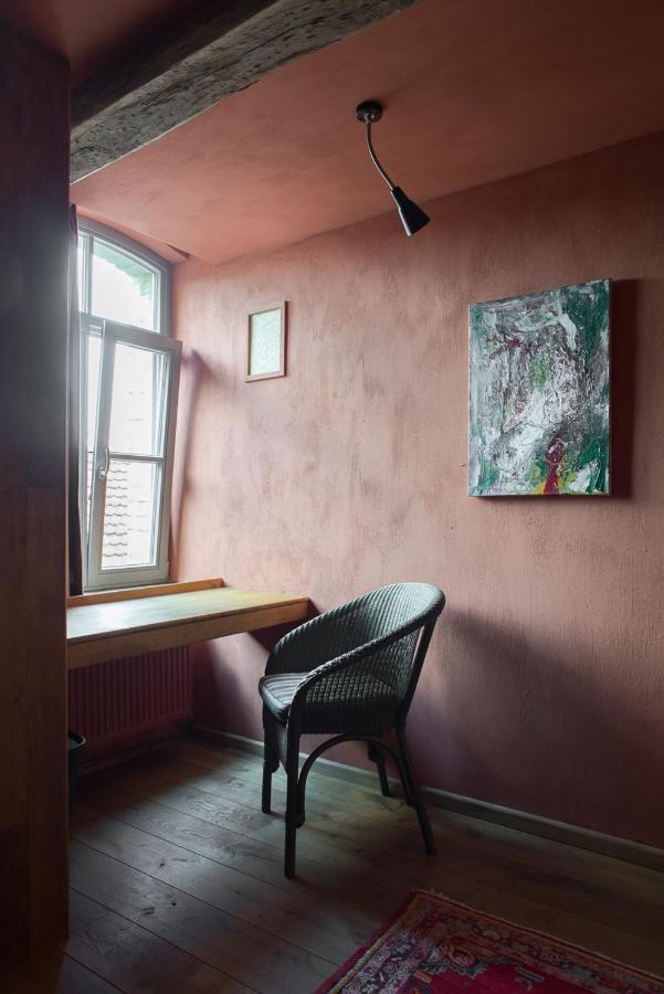 Poeziehotel Surplace - 15 Min Van Pairi Daiza & Industriezone Ghislenghien Bever Zewnętrze zdjęcie
